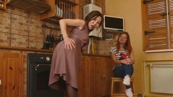 352px x 198px - Asian Mature Mom Seduce Girl On Kitchen